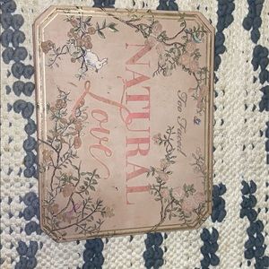 Too Faced “natural love” eyeshadow palette